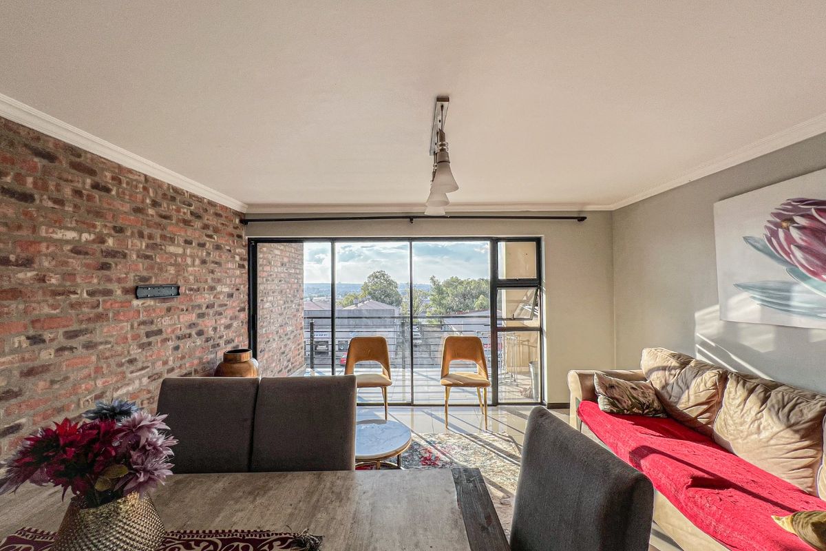 Modern Two-Bedroom Apartment at The Kennedy – Contemporary Living at Its Finest - Photo 5