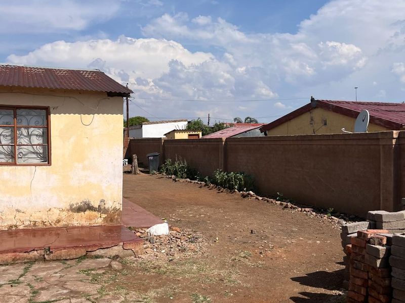 2 Bedroom For Sale in Ga-Rankuwa - Photo 5