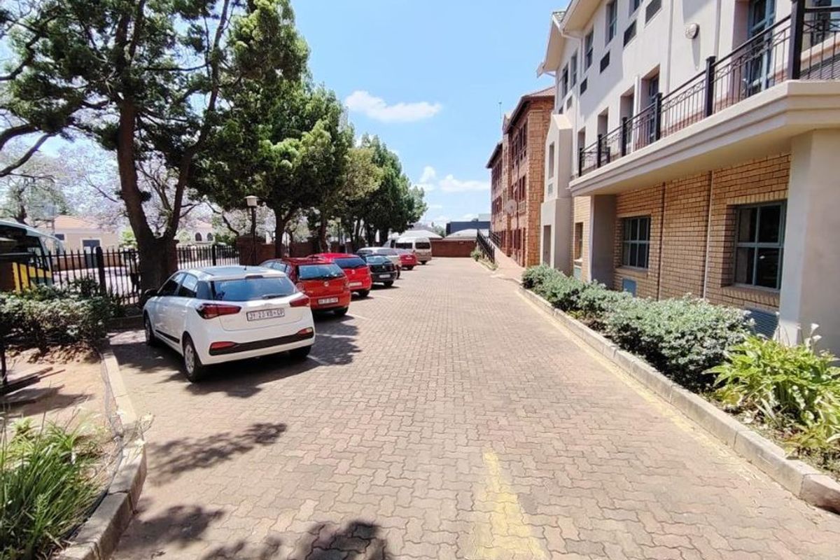 Prime Commercial Investment – Parkfield Court, 1185 Park Street, Hatfield - Photo 2