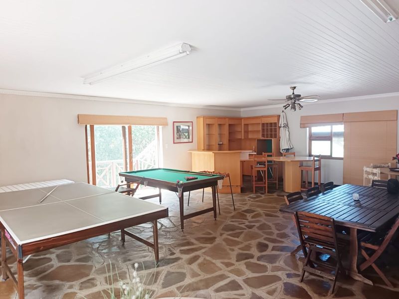 Ideal family home close to the beach with separate flatlet. - Photo 5