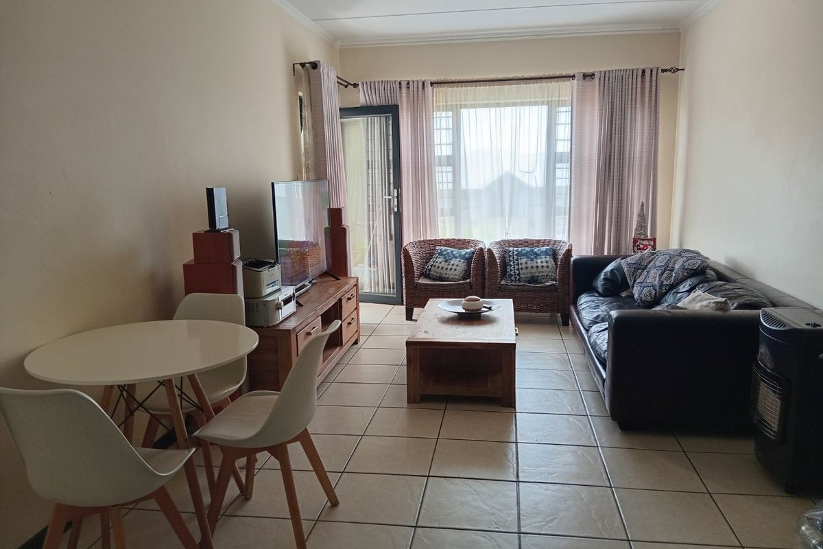 Modern 2 bedroom and 2 bathroom apartment. - Photo 3