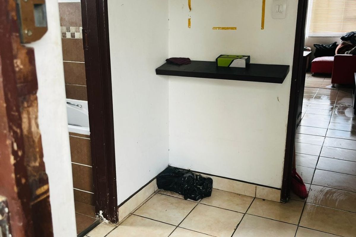 1 Bedroom, 1 Bathroom Apartment For Sale In Pinetown, Durban - Photo 4