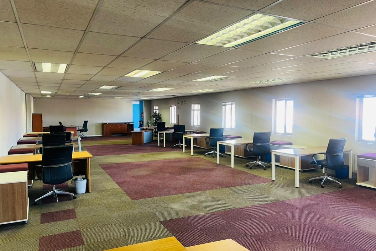 0 Bed Commercial in Randjespark for Rent - Photo 5