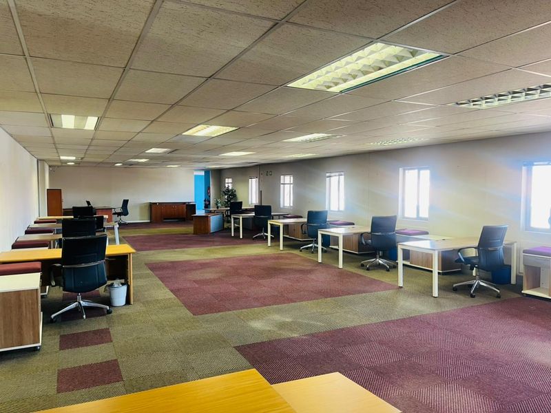 0 Bed Commercial in Randjespark for Rent - Photo 5