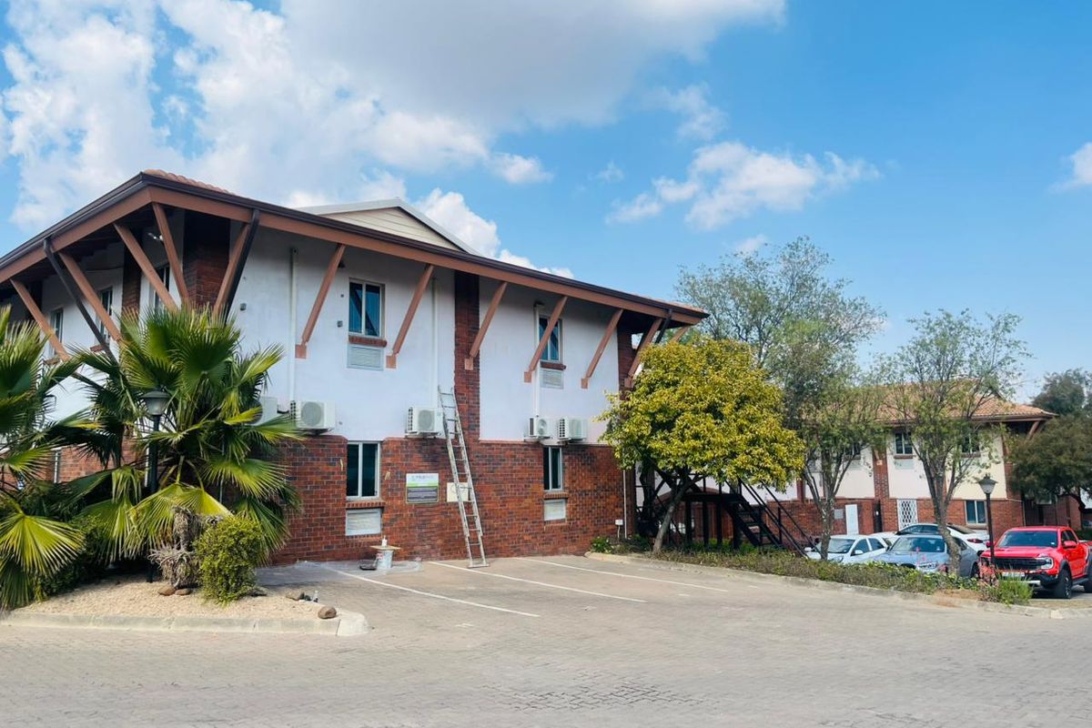 0 Bed Commercial in Randjespark for Rent - Photo 4