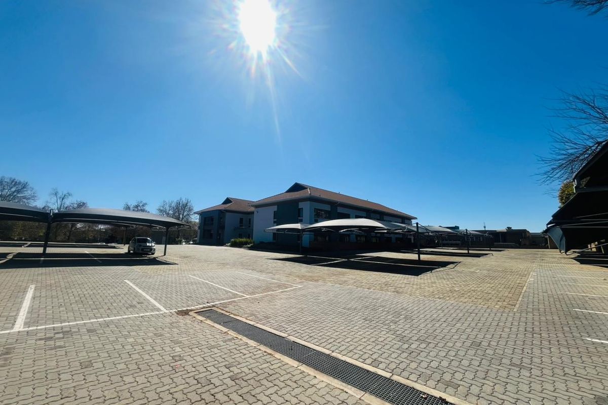 0 Bed Commercial in Blackheath for Rent - Photo 2