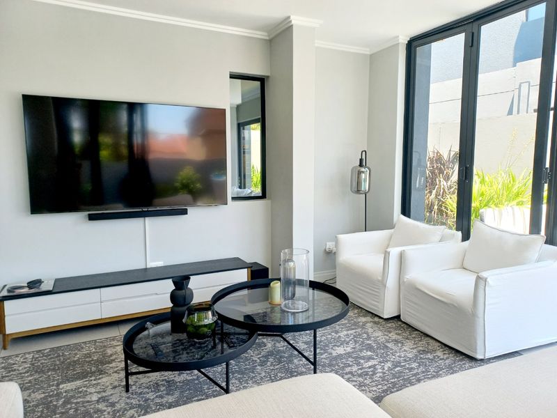 Luxury 4–5 Bedroom Townhouses | Morningside Manor - Photo 4