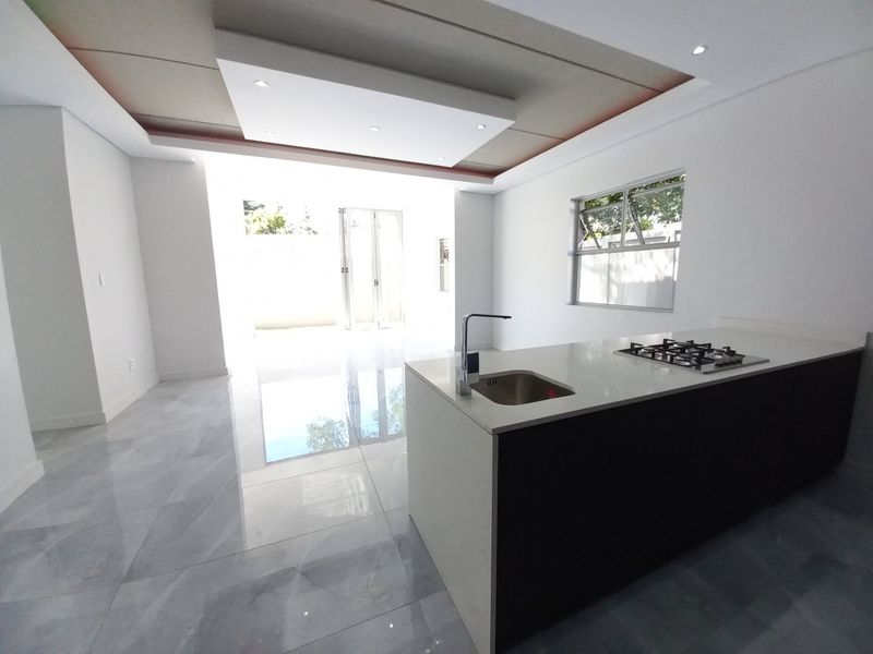 4 bedroom Modern + staff quarters - Photo 4