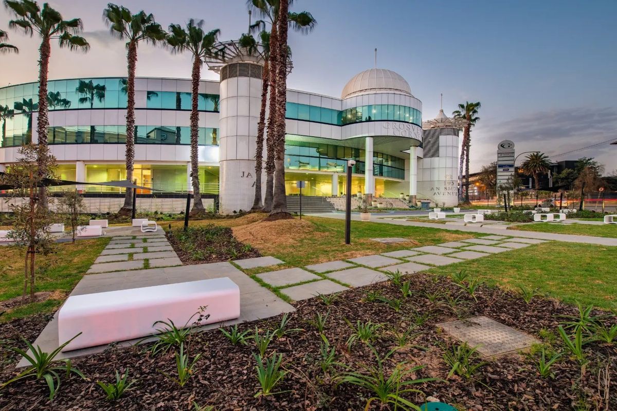 GROSVENOR CORNER: - Photo 2