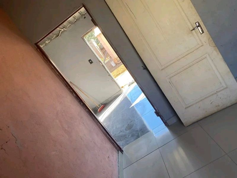 Welcoming 2 bedroom property for in Garankuwa Tsunami  - Photo 9