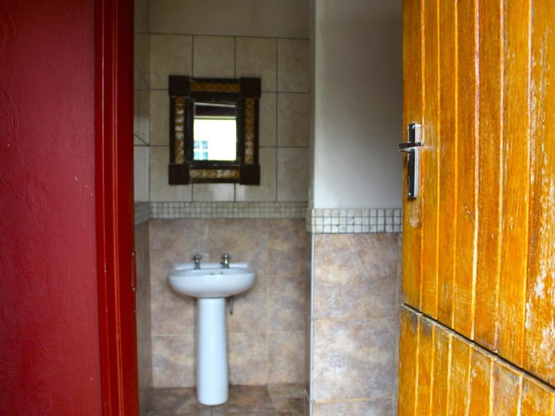 NSFAS Accredited Student Accomodation For Sale - Photo 10