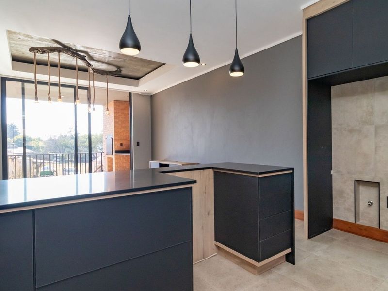 REAL ESTATE SERVICES WELCOMES YOU TO A NEW EXCITING PROPERTY LISTING.  - Photo 7