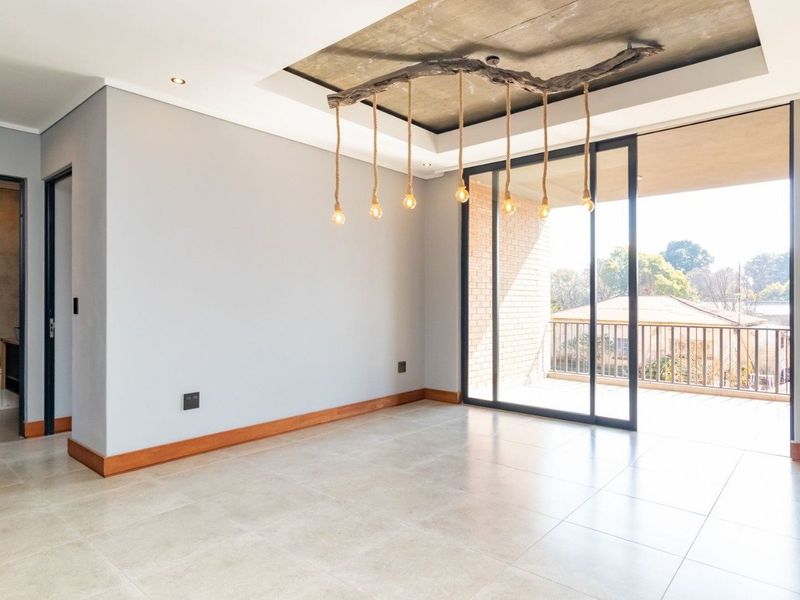 REAL ESTATE SERVICES WELCOMES YOU TO A NEW EXCITING PROPERTY LISTING.  - Photo 6