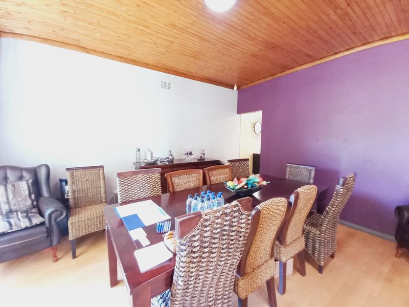 Spacious Family Home with Granny Flat Offering Exceptional Value in Wannenburghoogte, Germiston - Photo 5