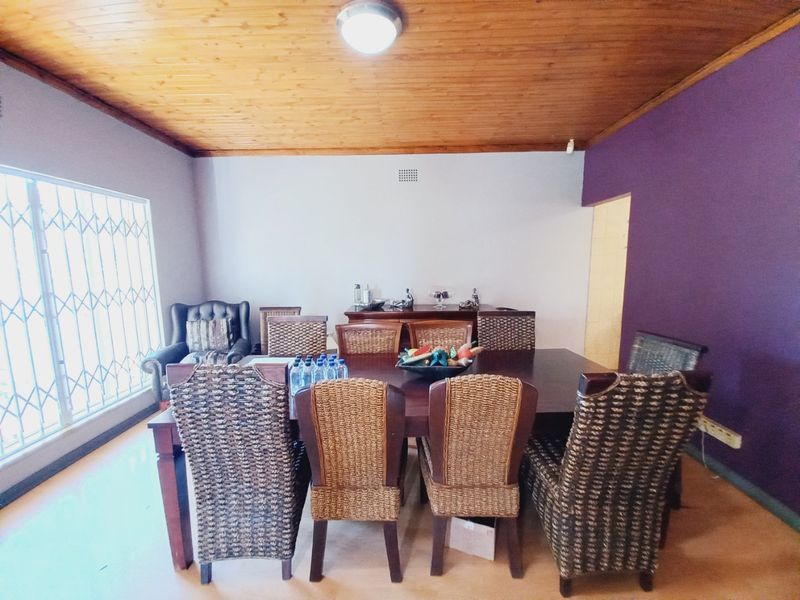 Spacious Family Home with Granny Flat Offering Exceptional Value in Wannenburghoogte, Germiston - Photo 6