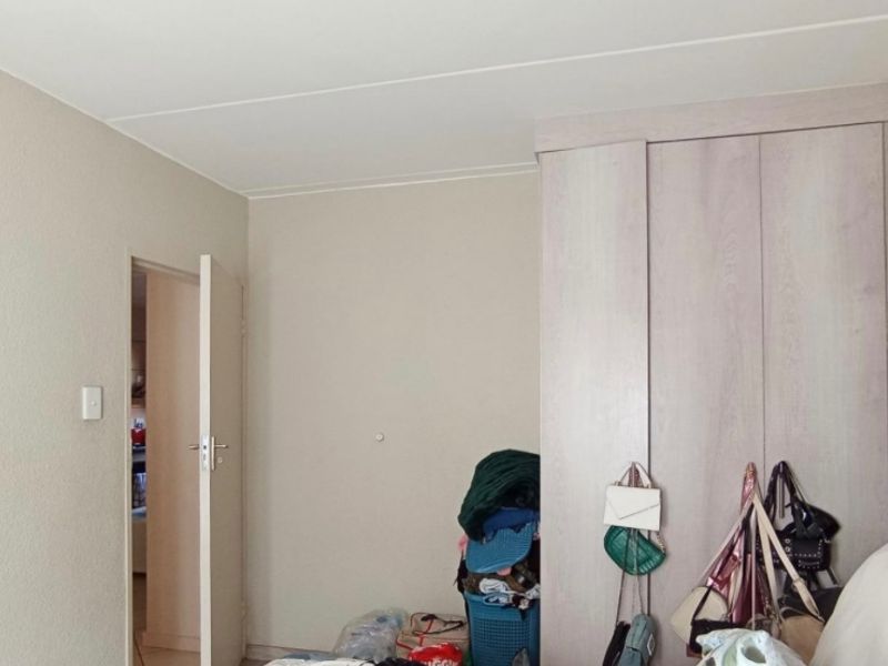 2 bedroom apartment for sale in Danville  - Photo 9