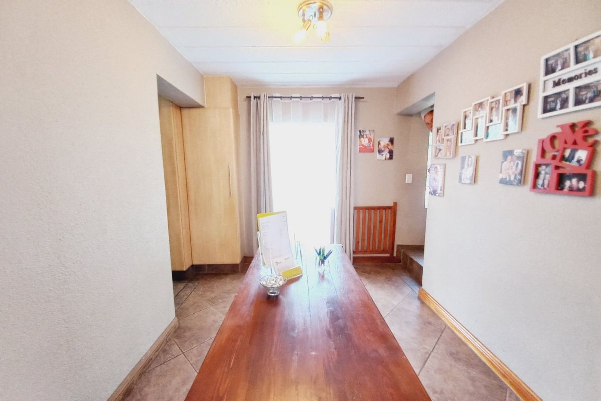 Charming Duplex Offering Secure, Convenient Living in the Heart of Eden Glen - Photo 5