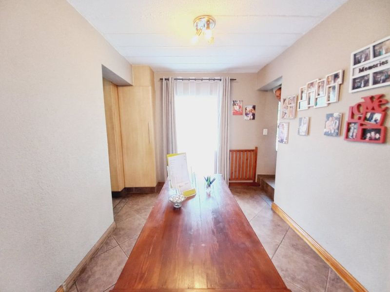 Charming Duplex Offering Secure, Convenient Living in the Heart of Eden Glen - Photo 5