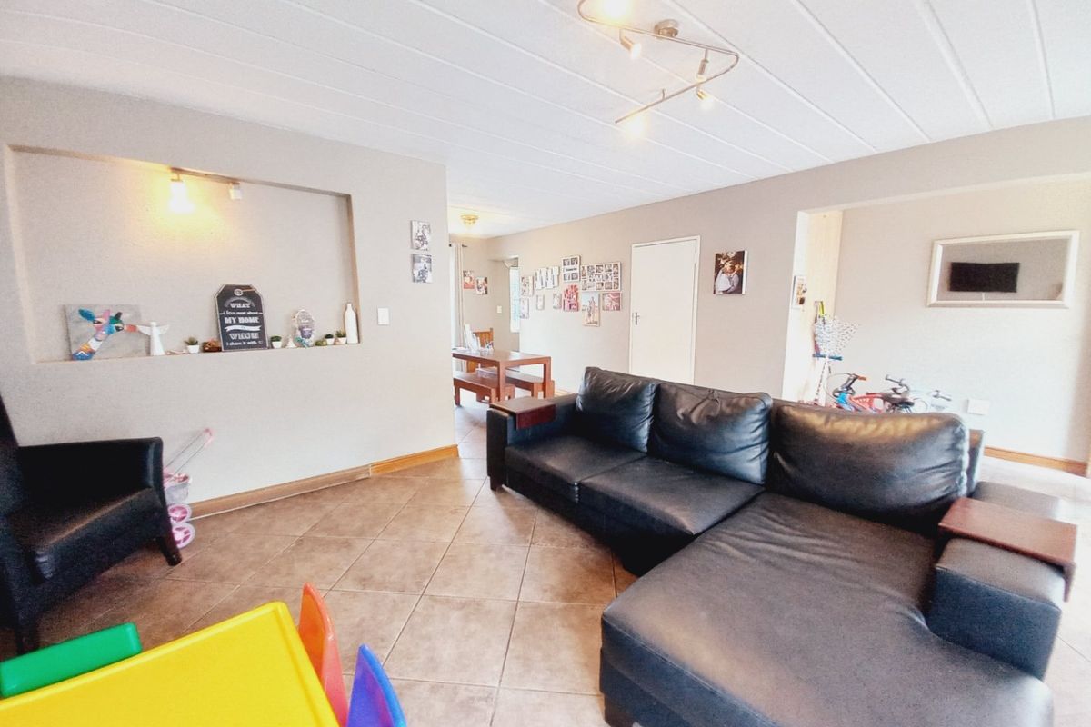 Charming Duplex Offering Secure, Convenient Living in the Heart of Eden Glen - Photo 3