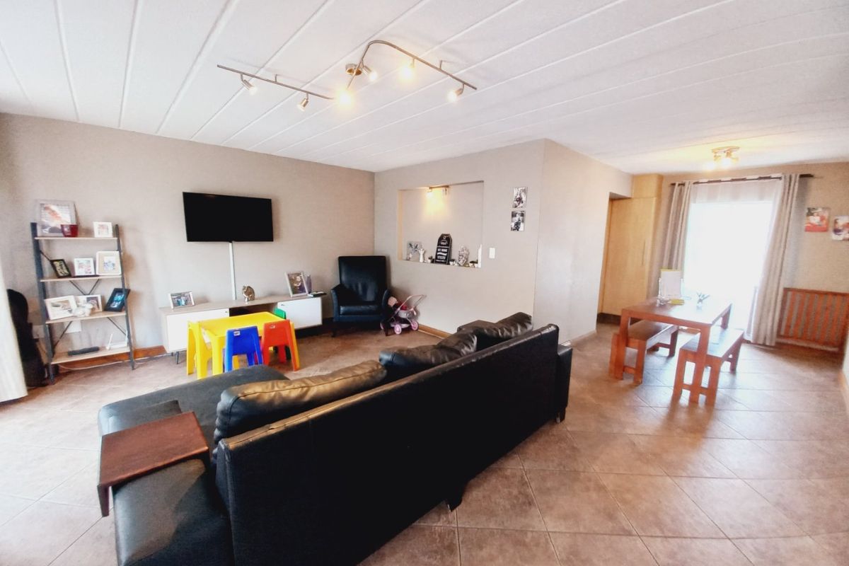 Charming Duplex Offering Secure, Convenient Living in the Heart of Eden Glen - Photo 4