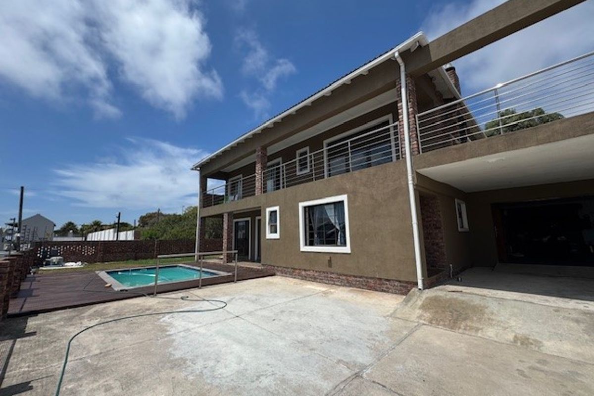 4 Bed House in Humerail for Sale - Photo 3