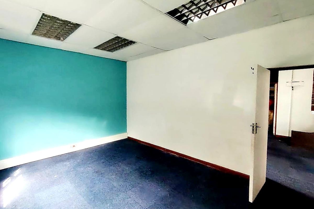 Commercial Property for Sale in Southernwood East London - Photo 3