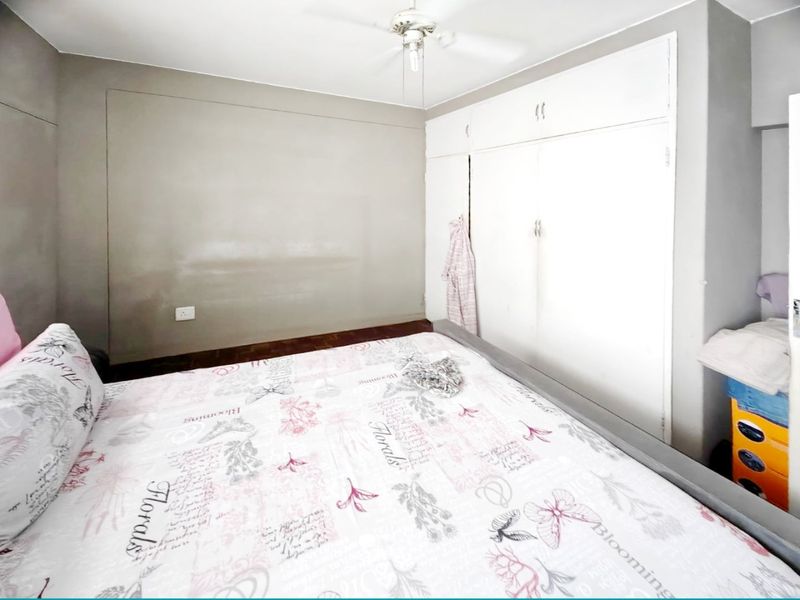 Cozy 2-Bedroom Flat for Sale in CW1 - Photo 8