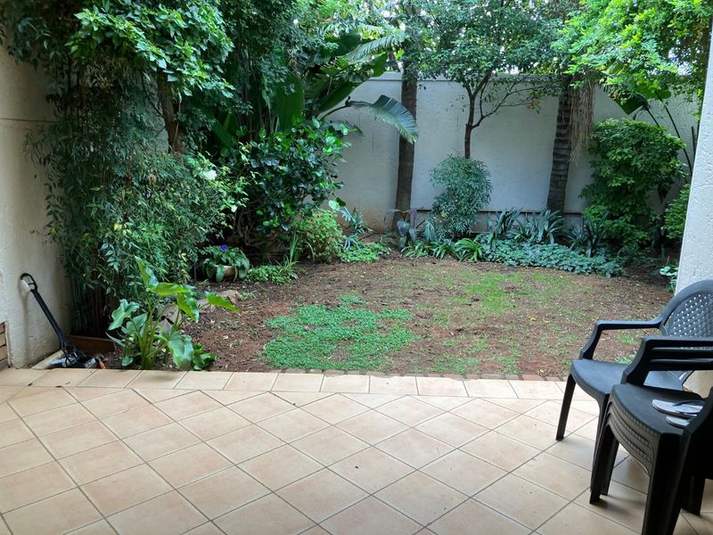 Oaklands Simplex Townhouse - Photo 8