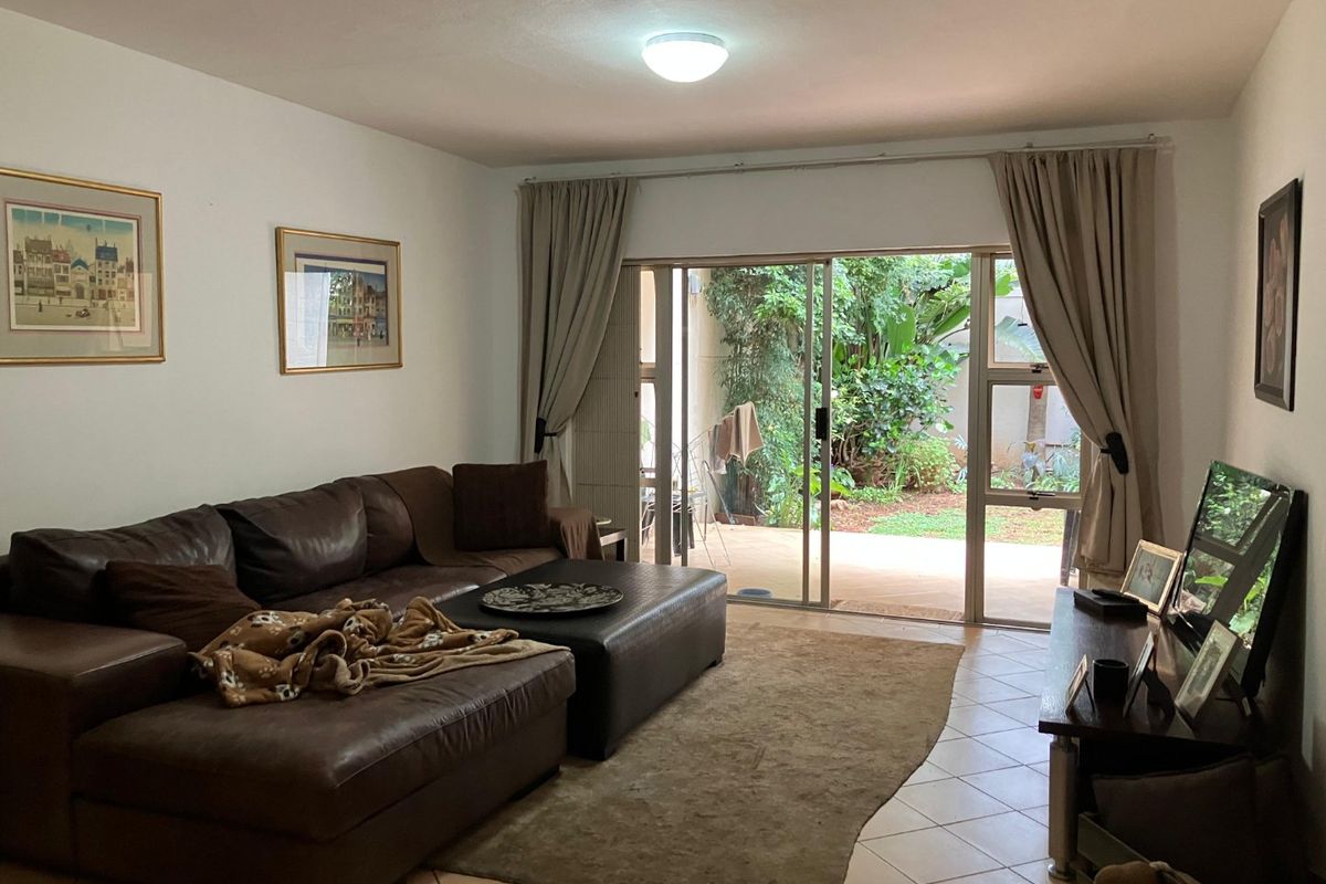 Oaklands Simplex Townhouse - Photo 4