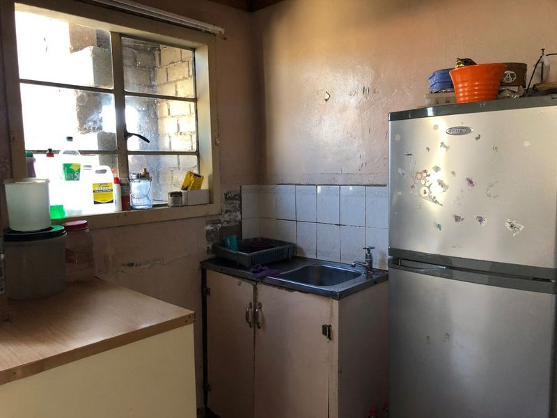 2 Bedroom House for Sale – KwaNobuhle, Uitenhage - Photo 5