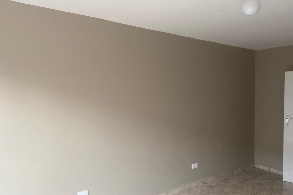 One bedroom Apertment  for sale  in Kempton Park - Photo 4