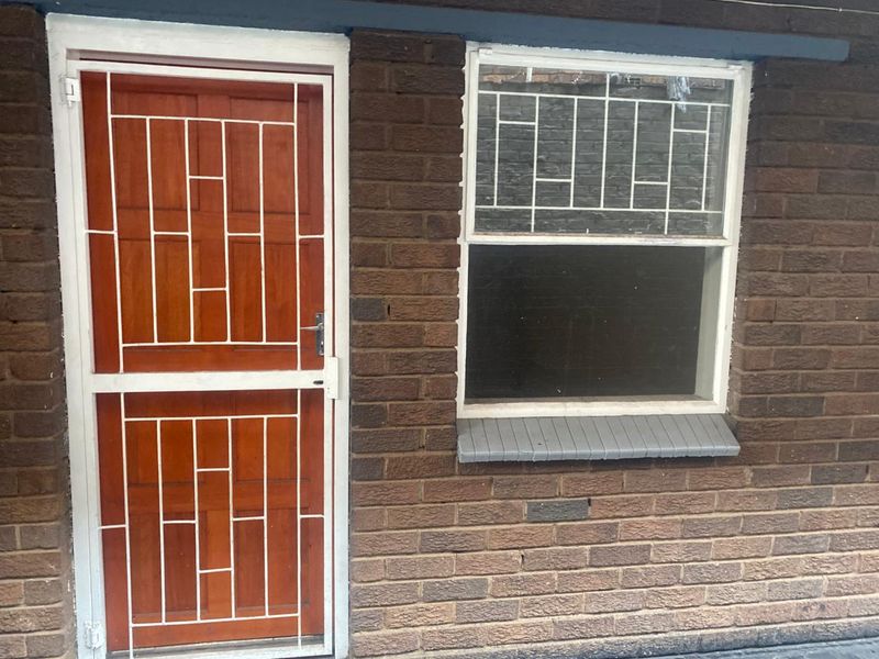 One bedroom Apertment  for sale  in Kempton Park - Photo 9