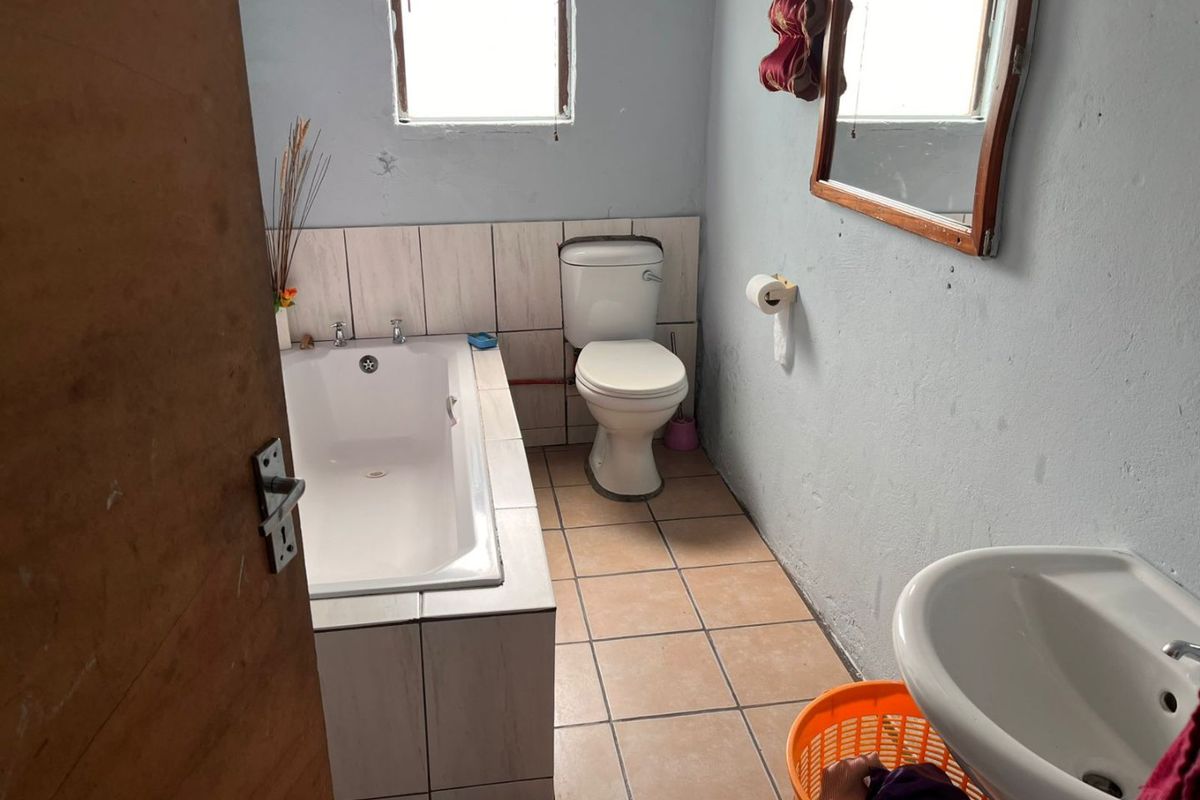 2 bedroom house for sale in Wesbank - Photo 5
