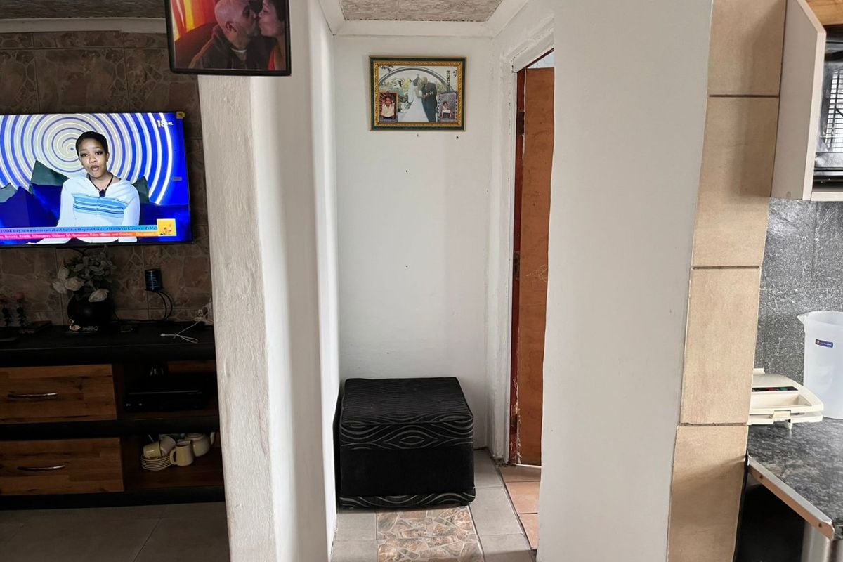 2 bedroom house for sale in Wesbank - Photo 4