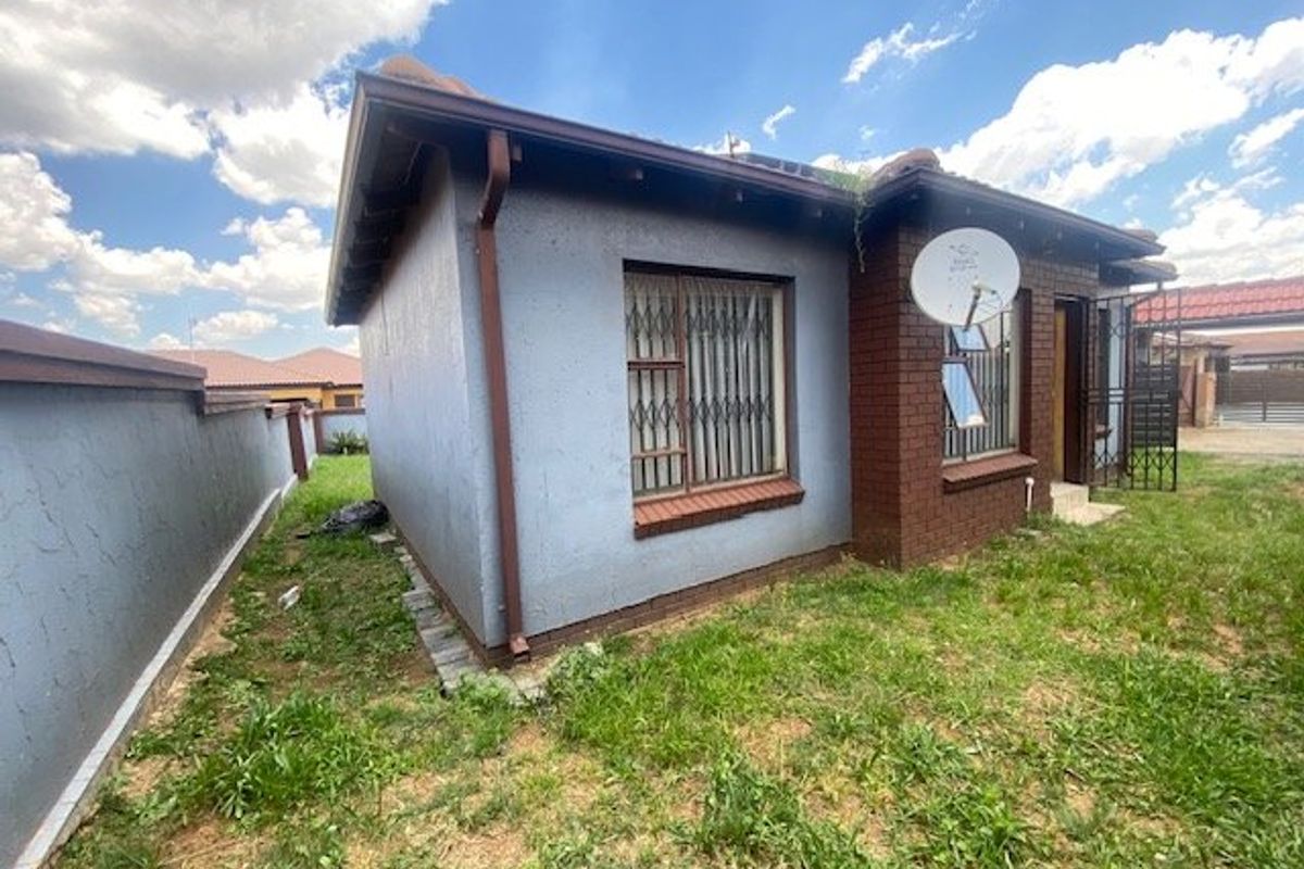 House for sale in Sharon Park Lifestyle - Photo 2