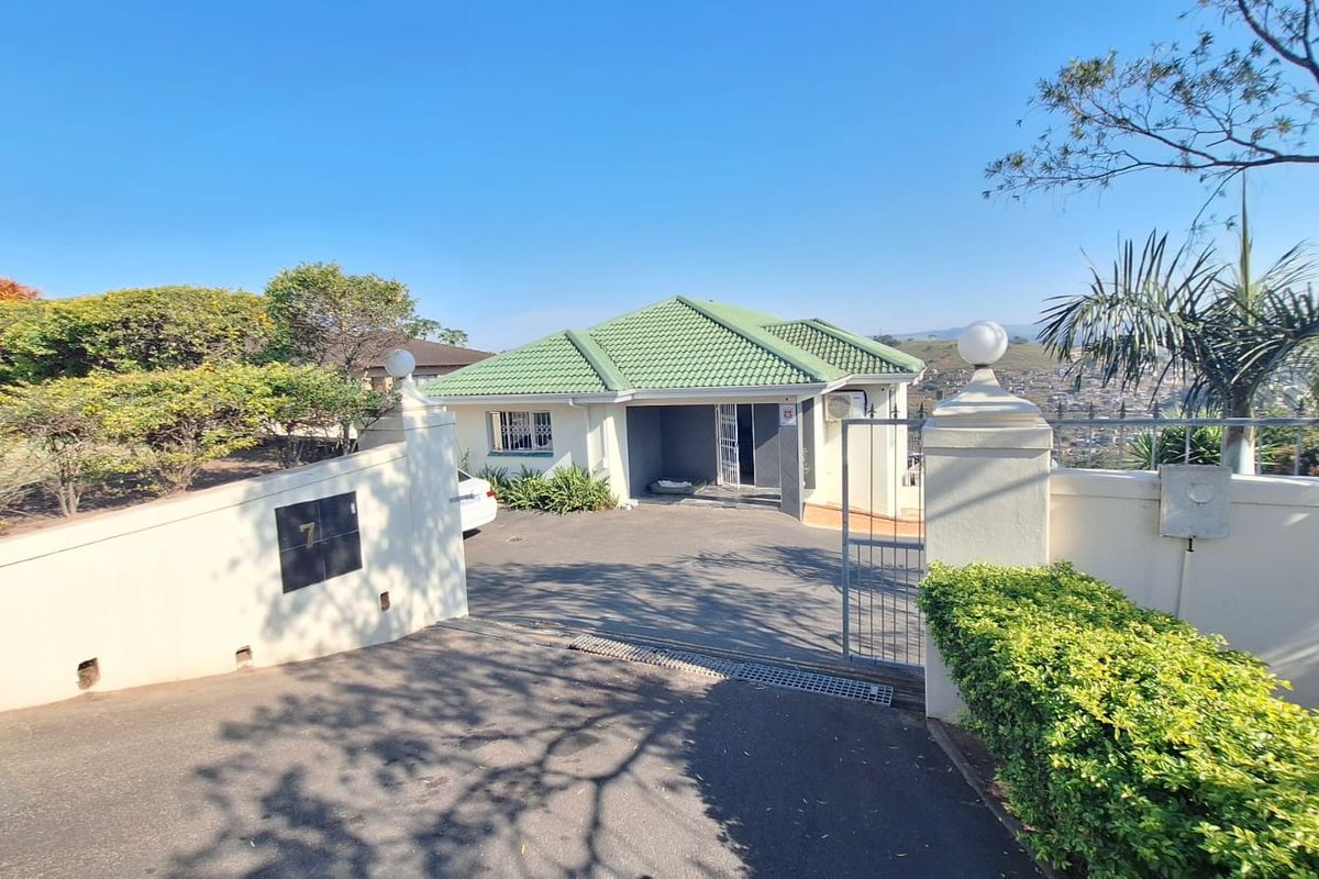SECURE SOUGHT AFTER DAWNCREST NORTH VERULAM - Photo 2