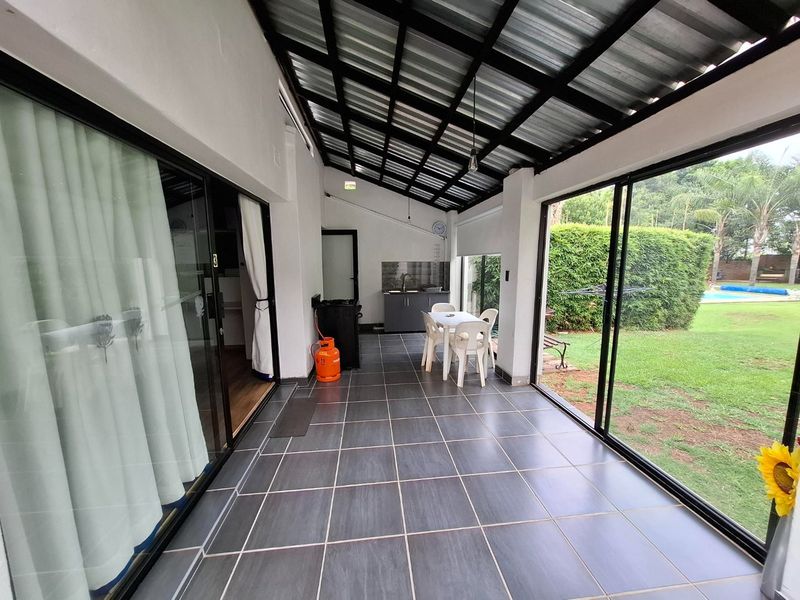 5 Bed 5 Bath 3 Garden apartments on this Amazing Property - Photo 2