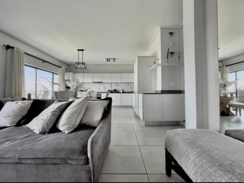 2bedroom 2bathroom Penthouse for Rent - Photo 4