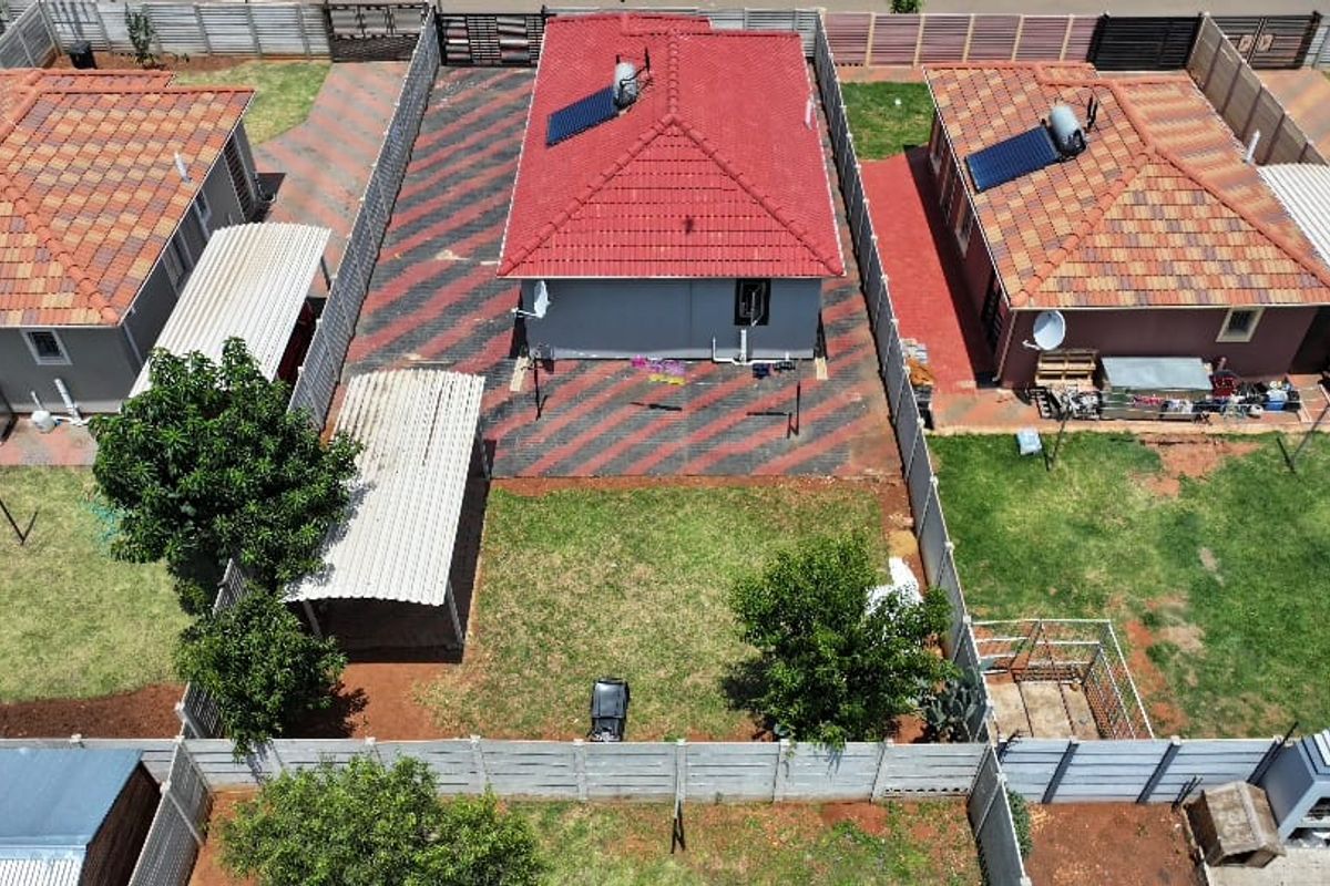 Stunning 3-Bedroom Gem in Sky City. - Photo 4