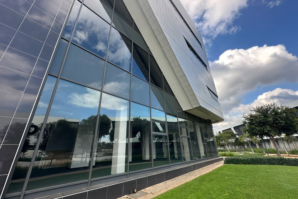 !Prestige Office Park in Irene, conveniently located next to Irene Link! - Photo 2