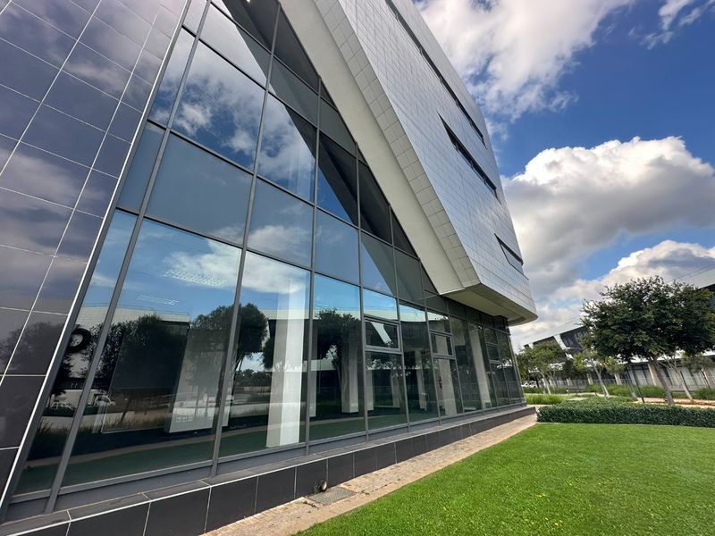 !Prestige Office Park in Irene, conveniently located next to Irene Link! - Photo 2