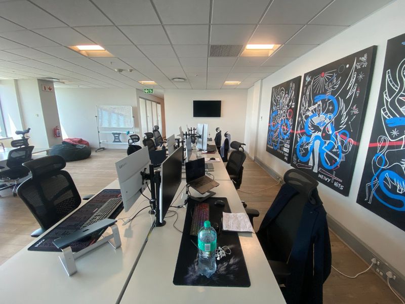 203m2 Premium Space to Let  - Photo 3