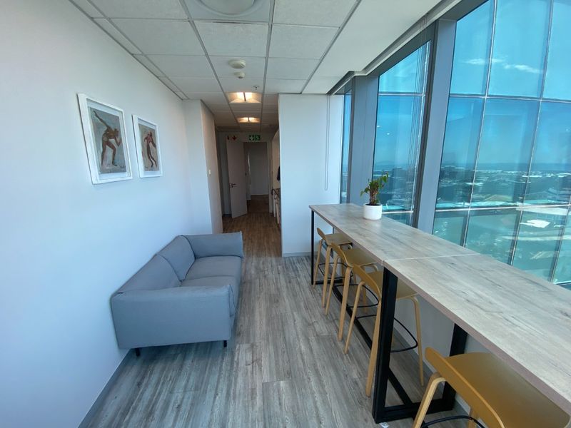 203m2 Premium Space to Let  - Photo 8