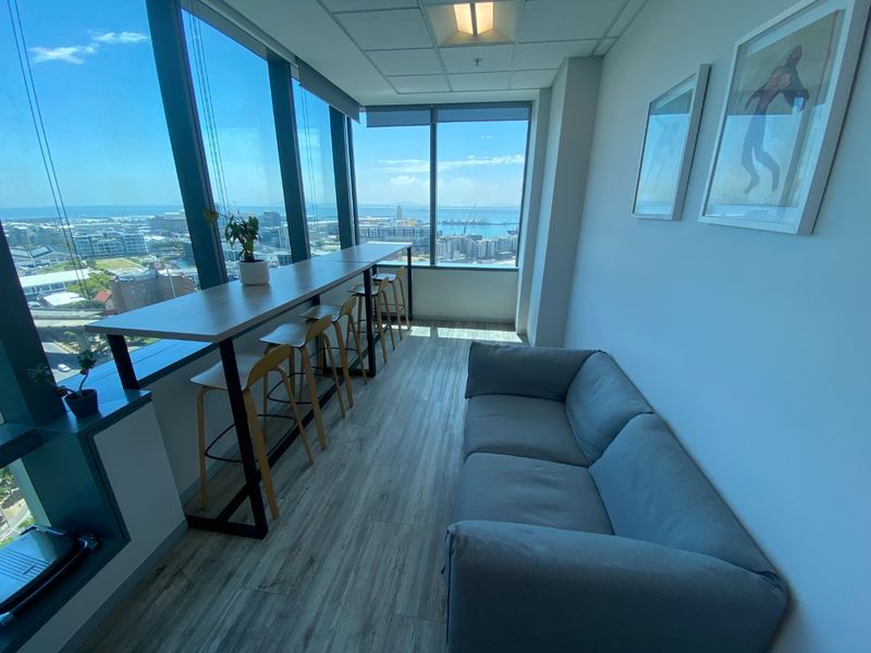 203m2 Premium Space to Let  - Photo 4