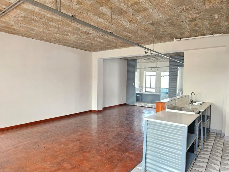 Ideal Studio lock up and go apartment. - Photo 7
