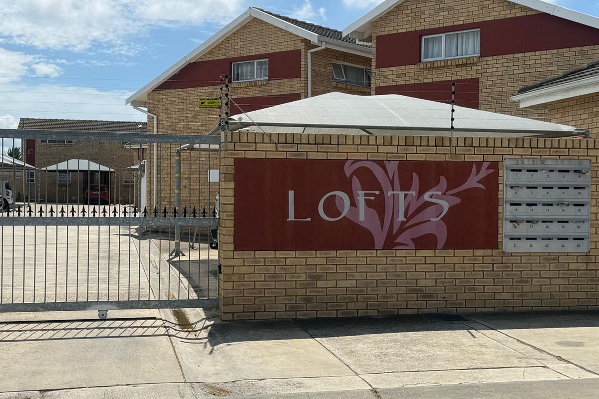 CHARMING LOCK UP & GO LIFESTYLE UNIT  - Photo 4