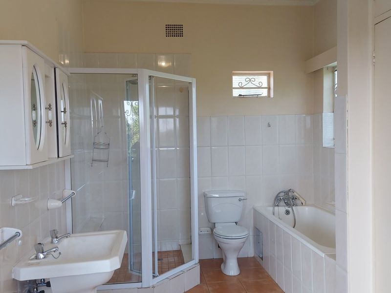 9-Bedroom Property. Commune Rights - Photo 6