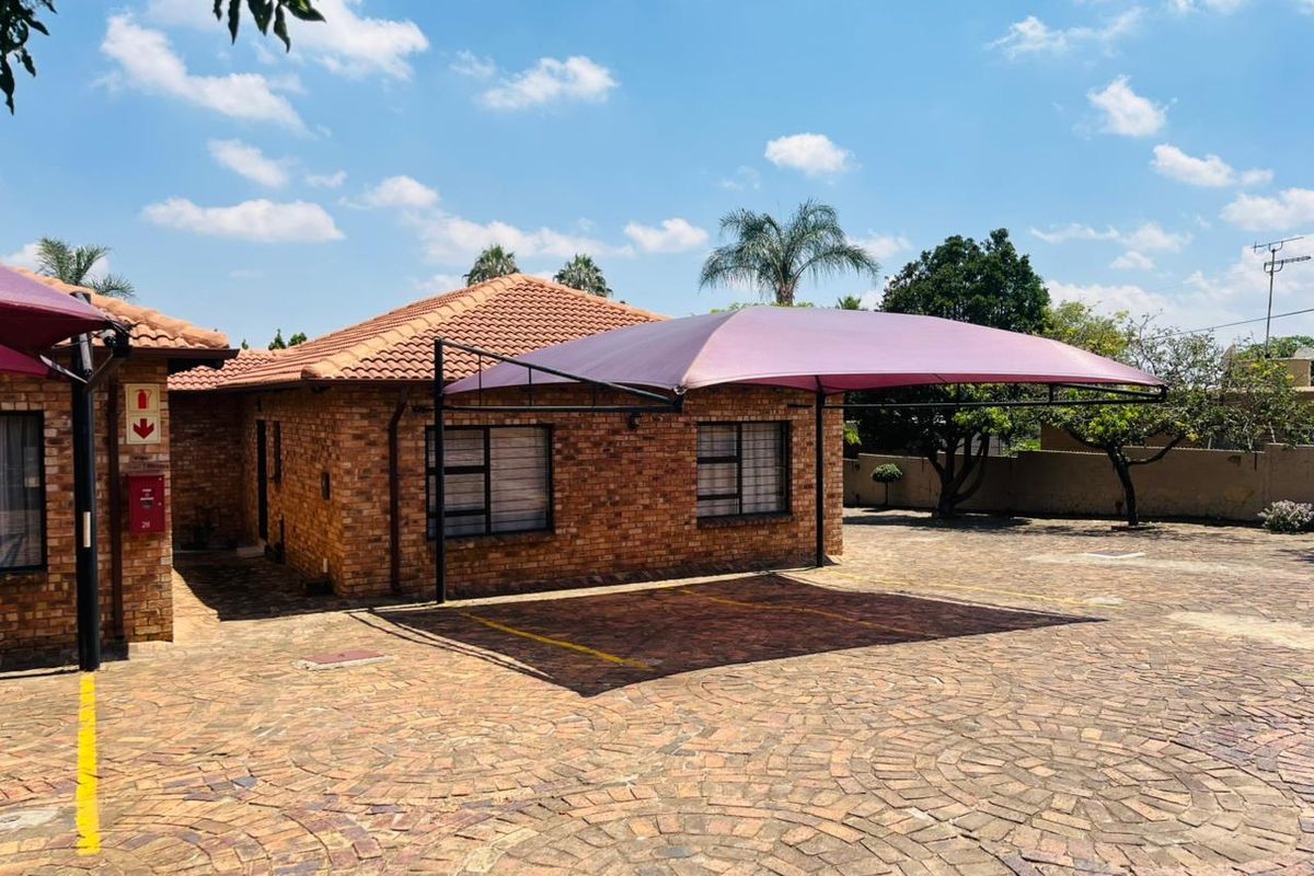 Secure and Modern Estate Living - Photo 5