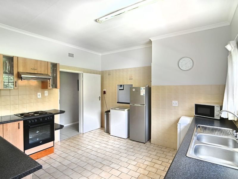 Spacious 3-Bedroom 2bath house ready for occupation immedietly - Photo 5