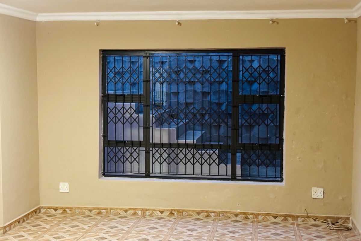 Warm, Spacious Family Home with Income Potential - Photo 4